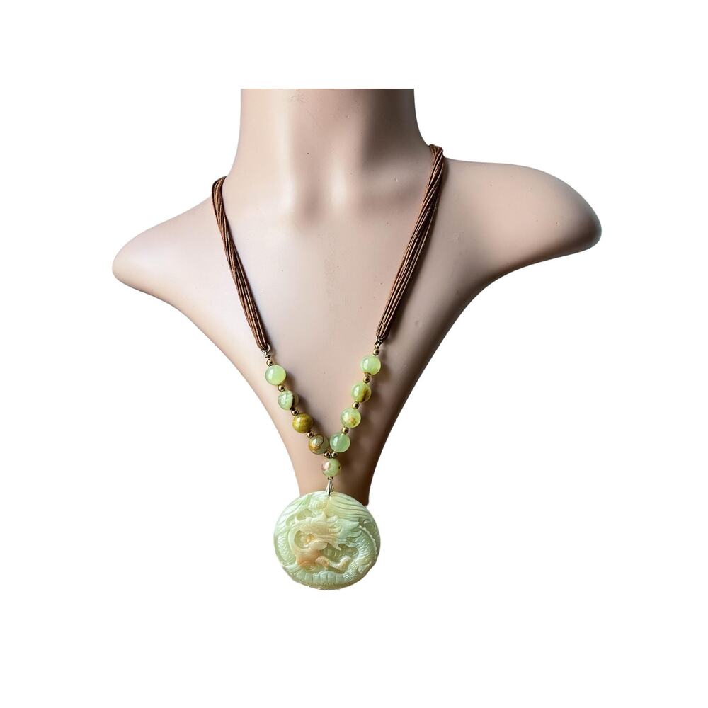 Vintage 1970s HOBÉ Oriental Dragon Green Agate Pendant Necklace